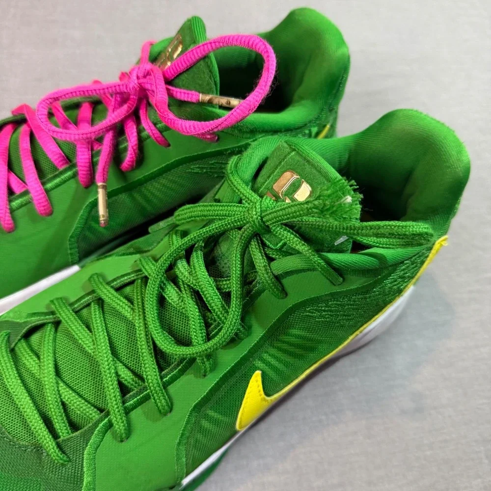 Nike Sabrina 2 Oregon Ducks Mens 13.5 Green Yellow  HQ4344-300 Basketball EUC‎